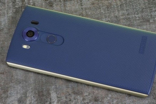 Септември месец може да очакваме наследника на LG V10 !