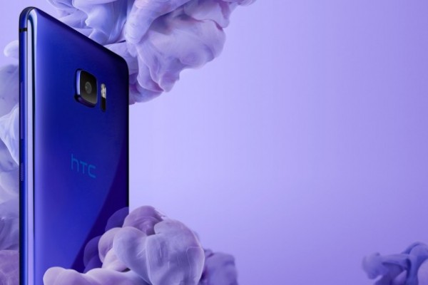 Метал, стъкло и фокус върху потребителя с новия HTC U Ultra