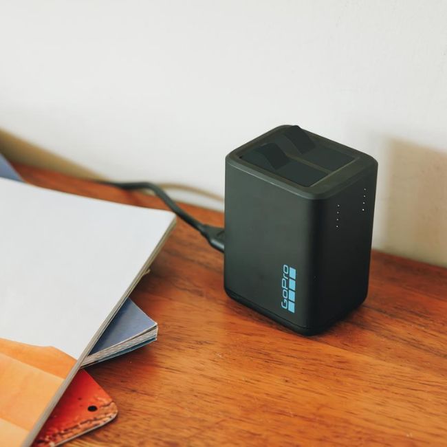 Зарядно с батерии GoPro Dual Battery Charger for HERO13