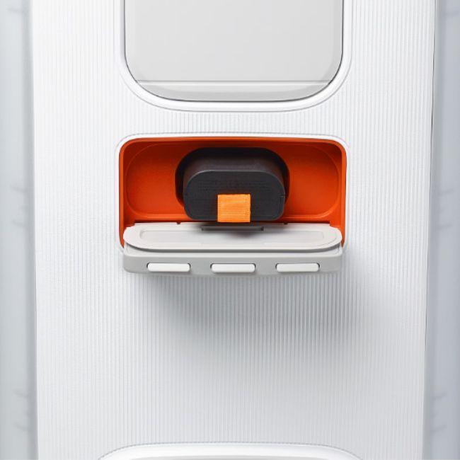 Аудио система JBL Partybox Club 120 Караоке тонколона - БЯЛ -- WHITE