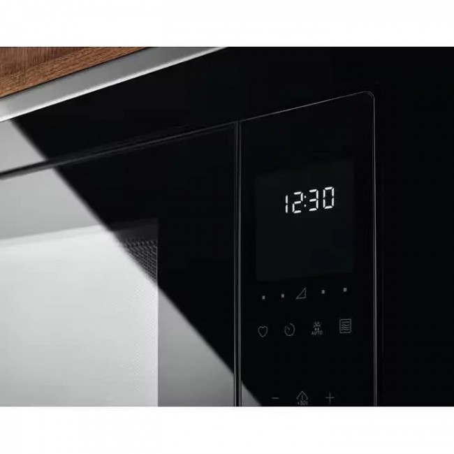 Микровълнова фурна за вграждане Electrolux LMS4253TBW