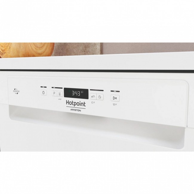 Съдомиялна машина Hotpoint-Ariston HA4FFD14CN6W