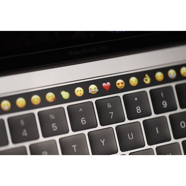 Лаптоп Apple MacBook Pro 13" Touch Bar- MYD82
