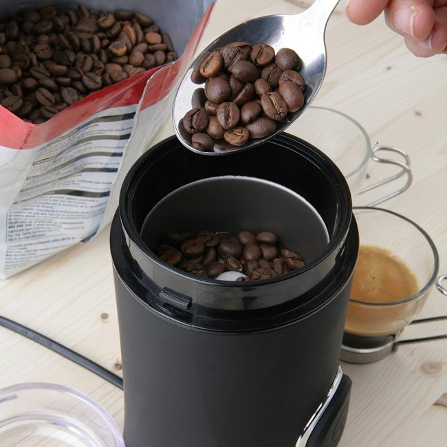 Кафемелачка BLACK + DECKER BXCG150E Coffee Grinder 150W
