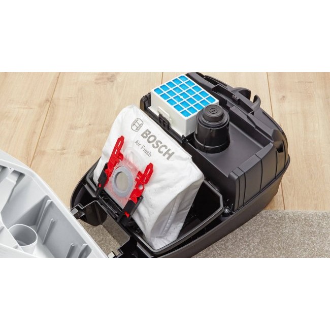 Стандартна прахосмукачка Bosch BGL6HYG1