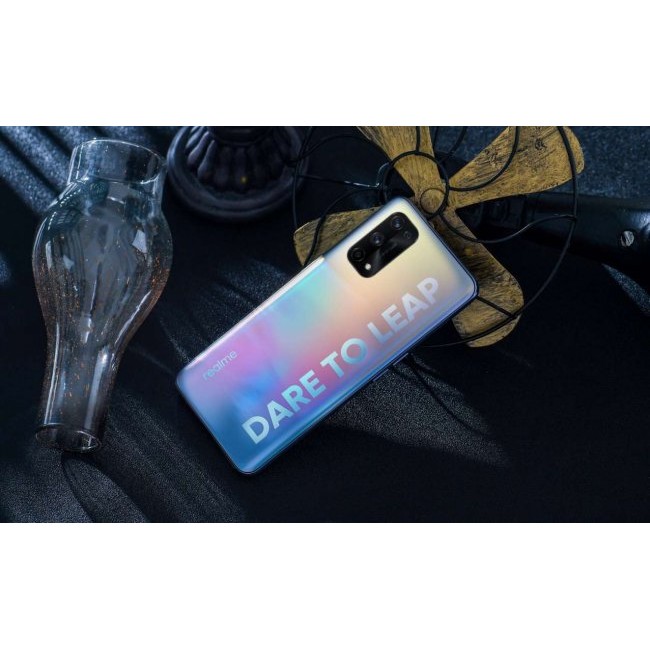 Смартфон Realme X7 Pro
