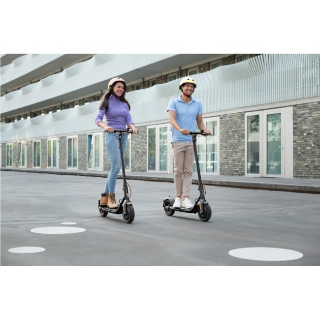 Електрически скутер Segway Kick Scooter F40E
