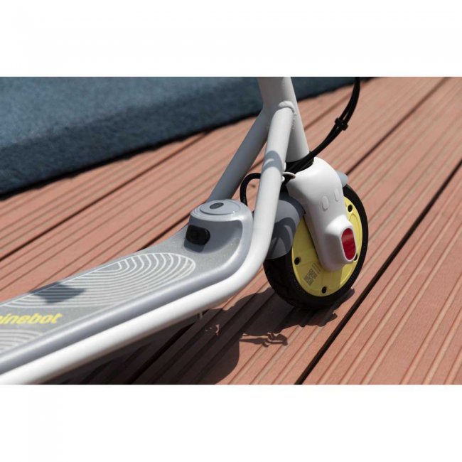 Електрически скутер Segway Kick Scooter Zing C8