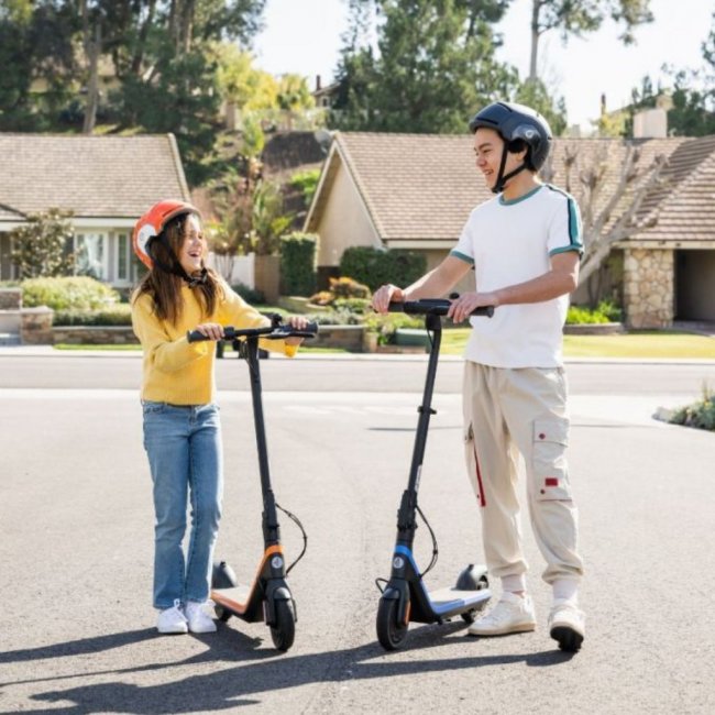 Електрически скутер Segway Ninebot eKickScooter C2