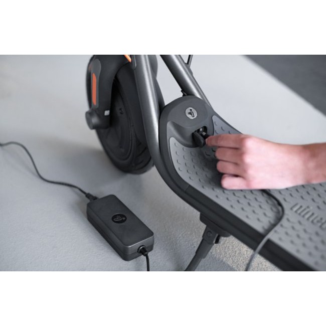 Електрически скутер Segway Ninebot Kick Scooter F30E