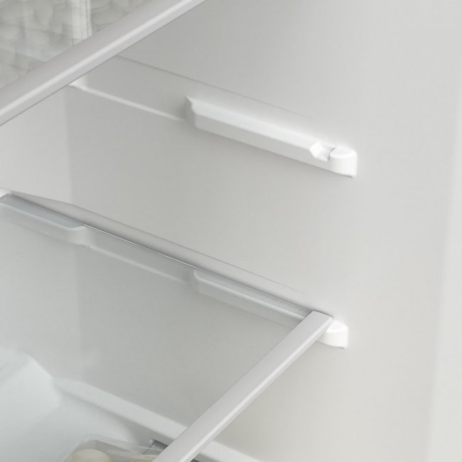 Хладилник Tesla RD2400ME