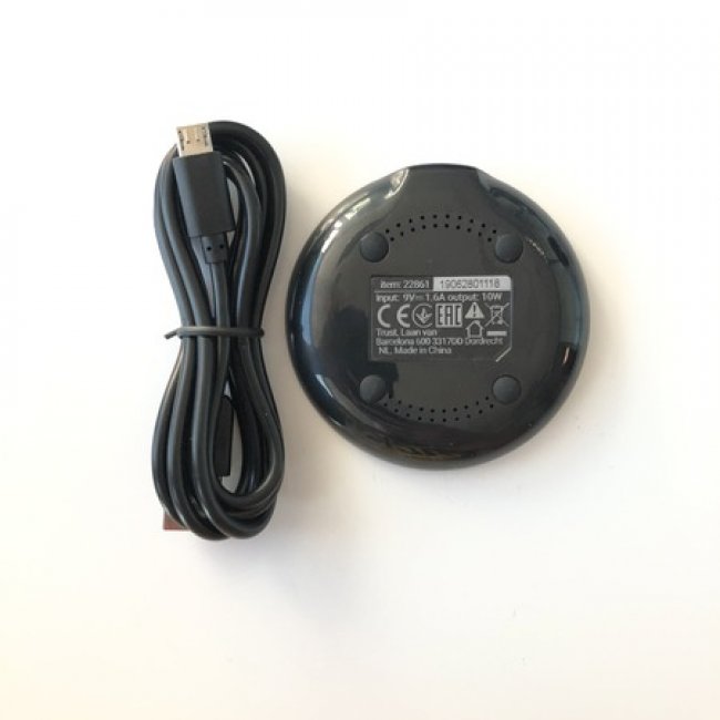 Зарядно устройство Trust PRIMO 10 FAST WIRELESS CHARGER (10W MAX)