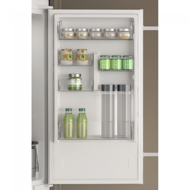 Хладилник за вграждане Whirlpool WHC18 T132