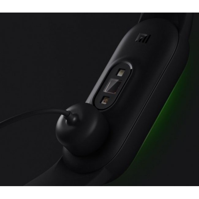 Спортна гривна Xiaomi Mi Band 5