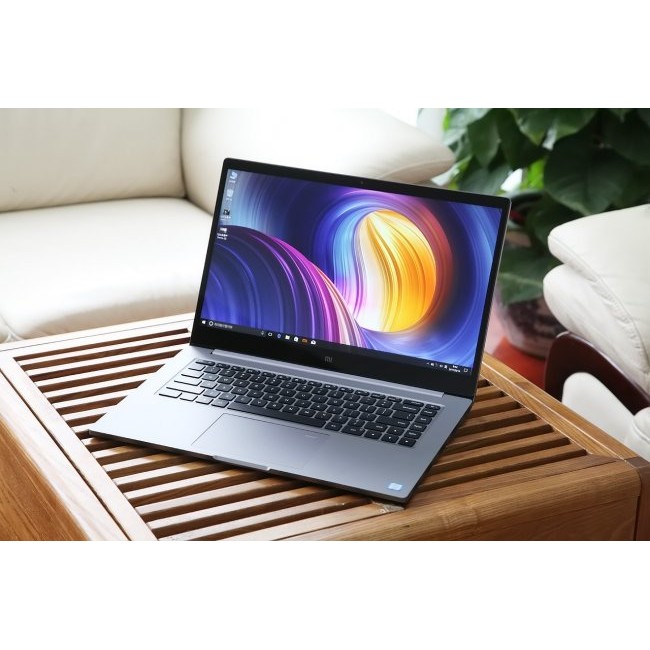 Лаптоп Xiaomi Mi Notebook  Pro 2019 I7 8550U 15.6" 256GB/16GB RAM GeForce MX250