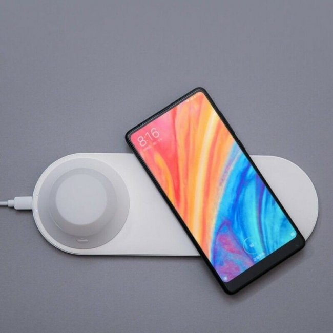 Настолна лампа Xiaomi Xiaomi Yeelight wireless charging night light